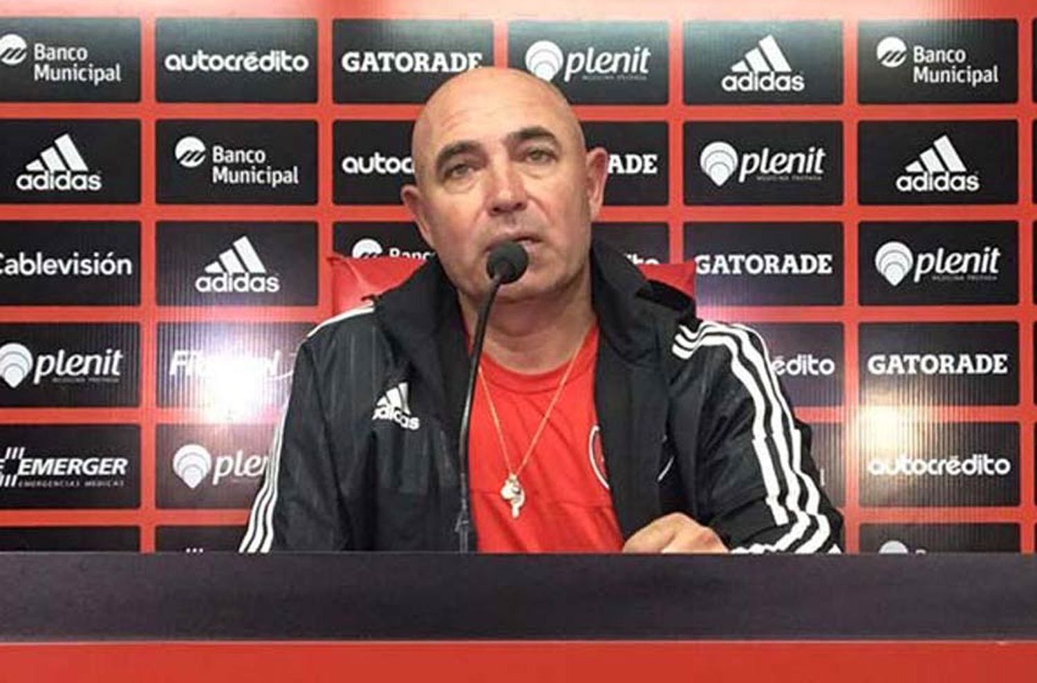 Llop: «Me deja tranquilo que estamos cerca de ganar»