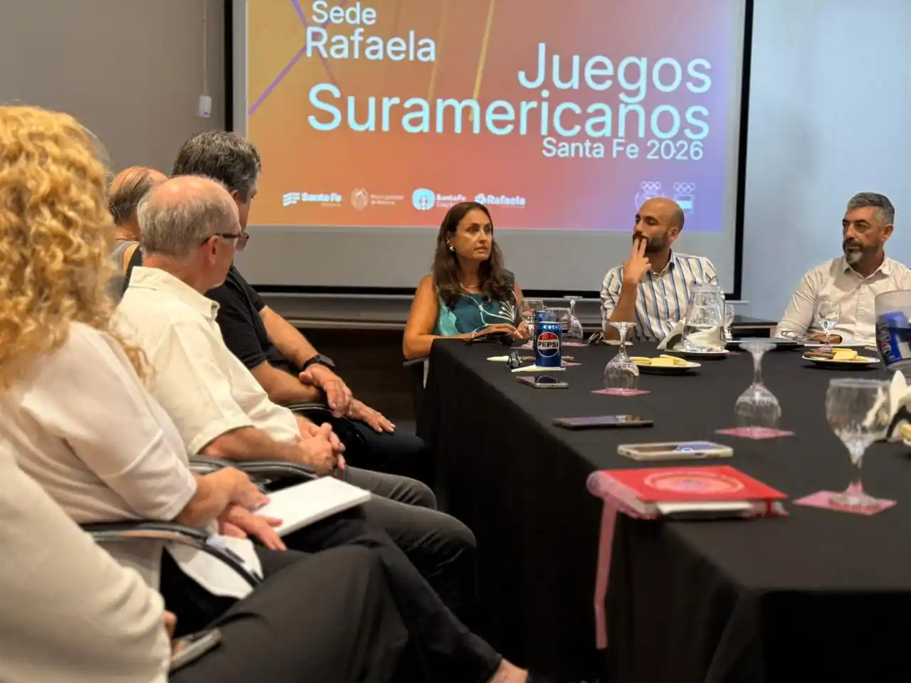 Reunión con el sector hotelero de la ciudad de cara a los Juegos de septiembre .Foto: Gob. Prov.Santa Fe