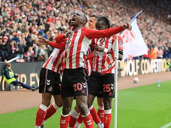 Sunderland superó a Chelsea, el escolta