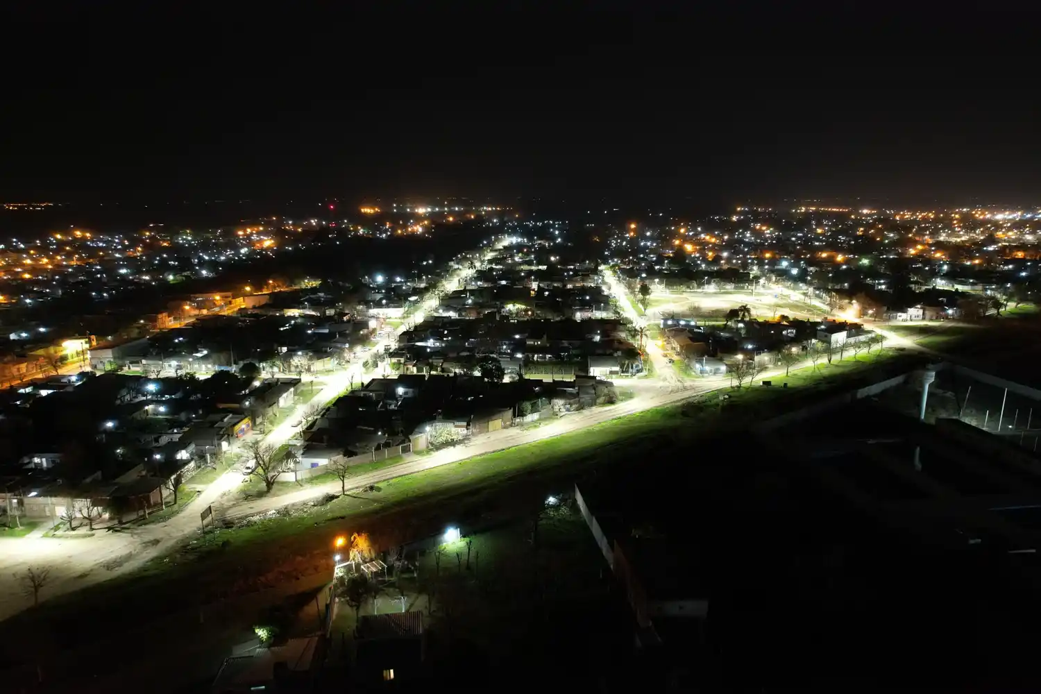 Trabajos de iluminación y bacheo previstos para este martes