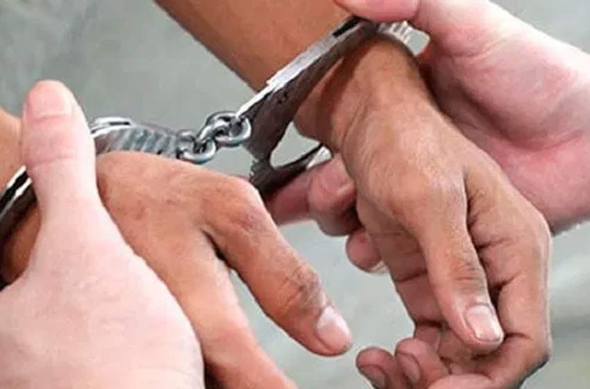 Lo denunció su ex pareja por abuso sexual y lo atraparon a bordo de un taxi
