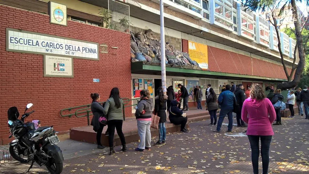 Escuela Carlos Della Penna
