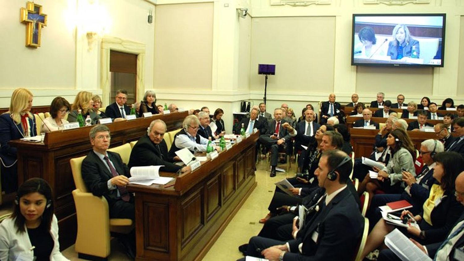 Cumbre en el Vaticano entre el Papa y jueces argentinos