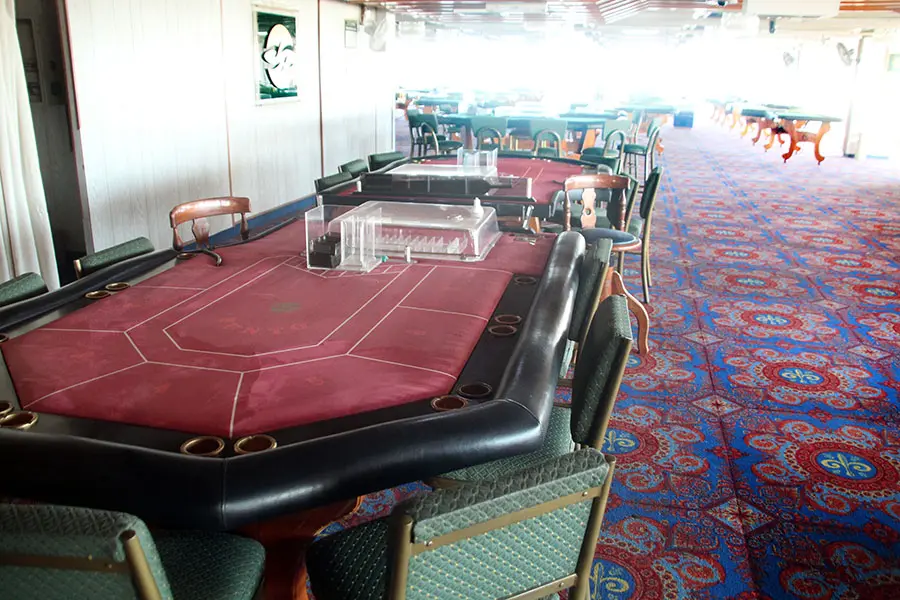 Ofertas para arreglar la sala de juego del casino