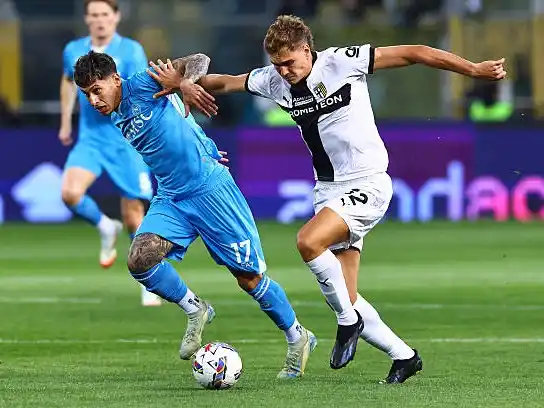 Nápoli va por el título en la Serie A.