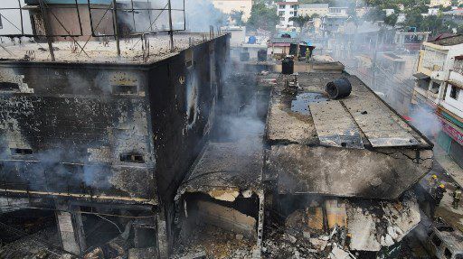 Vista aérea de la zona donde explotó un establecimiento comercial en San Cristóbal, República Dominicana .