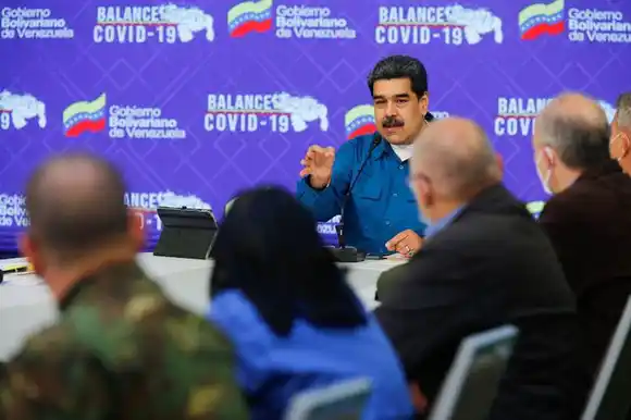 Maduro contra Facebook: eliminaron mis publicaciones sobre el Carvativir de manera dictatorial