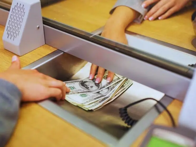 Los argentinos compraron más de 5.000 millones de dólares en septiembre, la cifra más alta desde 2018
