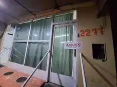 La policía clausuró dos comercios de venta de bebidas alcohólicas