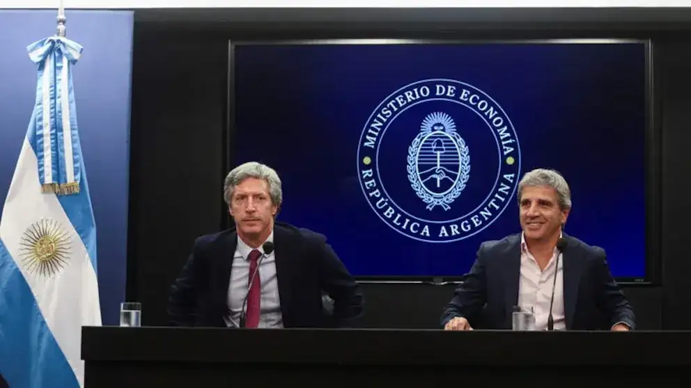 El oro del BCRA: el abogado Dalbón pidió la detención de Luis Caputo y Santiago Bausili por administración fraudulenta