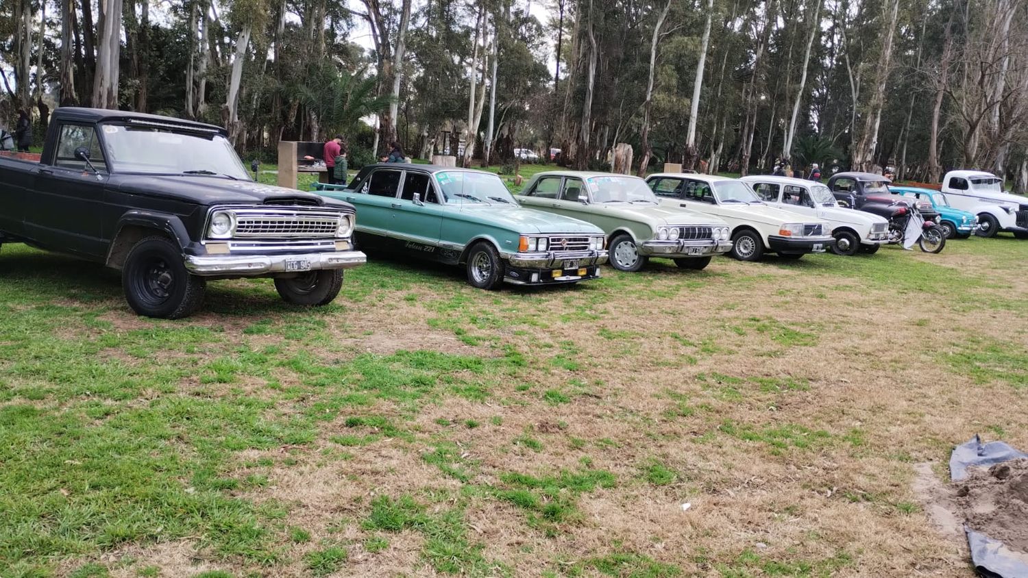 Encuentro de autos antiguos