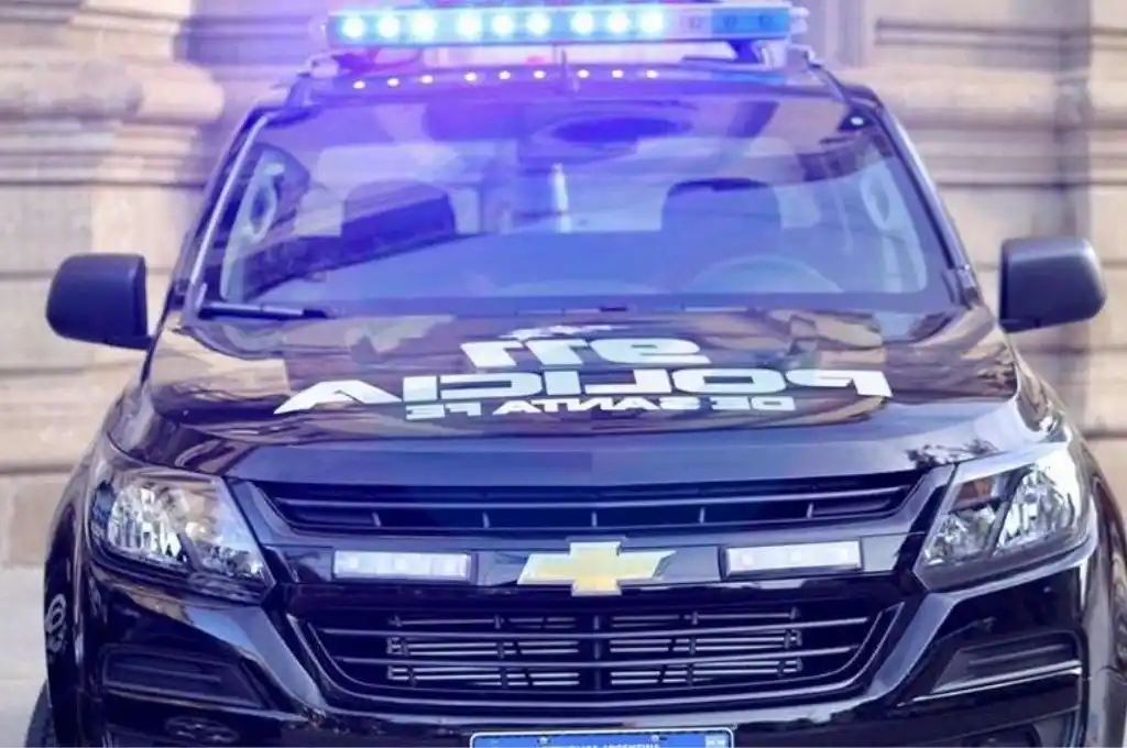 Múltiples allanamientos a comisarios y ex jefes policiales en Rosario, San Lorenzo y Roldán