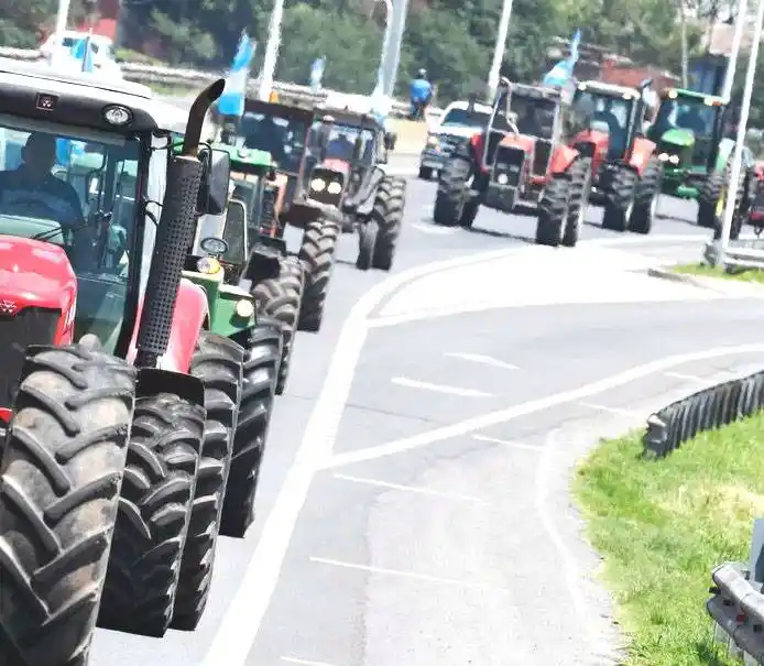 El Gobierno dejó en suspenso la suba de las retenciones y evitó un paro del campo
