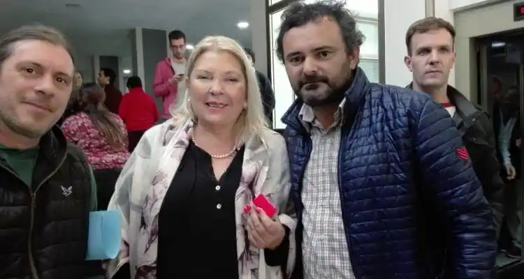 Carrió reunió a la Coalición Cívica en San Nicolás y hubo presencia sampedrina