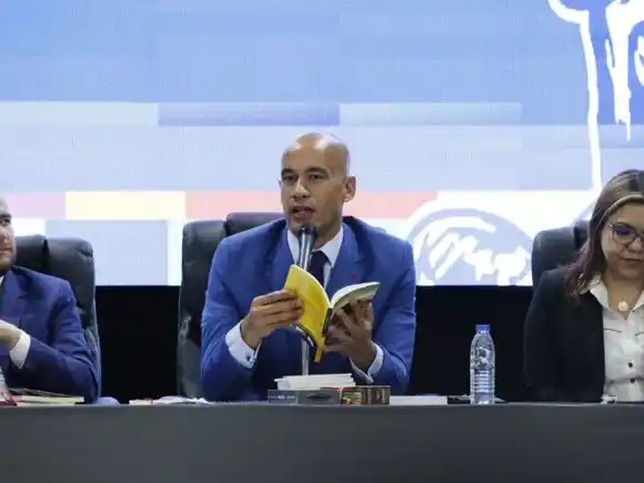 Mejores alumnos podrán ser preparadores en sus liceos:  Héctor Rodríguez