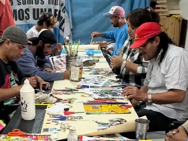 "La calle no me define”: arte, inclusión y una segunda oportunidad para personas en situación de calle en Rosario