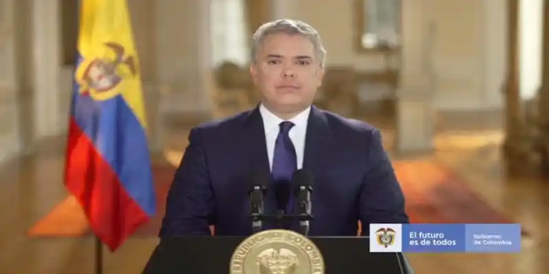 «Duele como colombiano»: Duque reacciona ante detención de Uribe