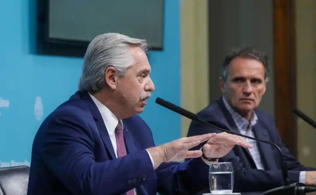 Morón: Alberto Fernández recorre la ampliación del Parque Industrial La Cantábrica y obras del Procrear II