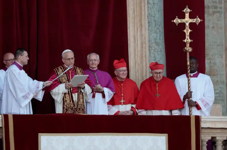 Las primeras palabras del papa León XIV: dejó un mensaje especial en castellano