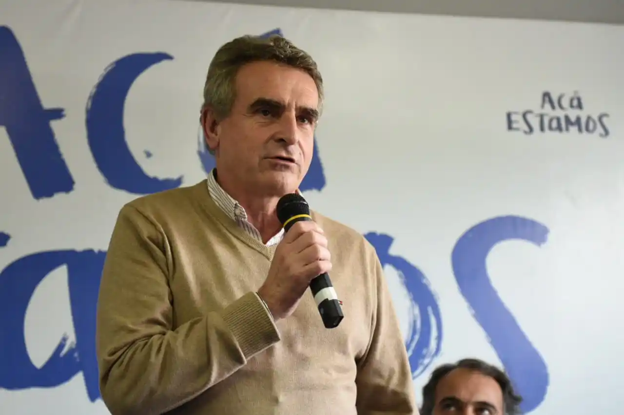 Agustín Rossi en la Cuarta Sección: "Tengo ganas de ser candidato a Presidente"