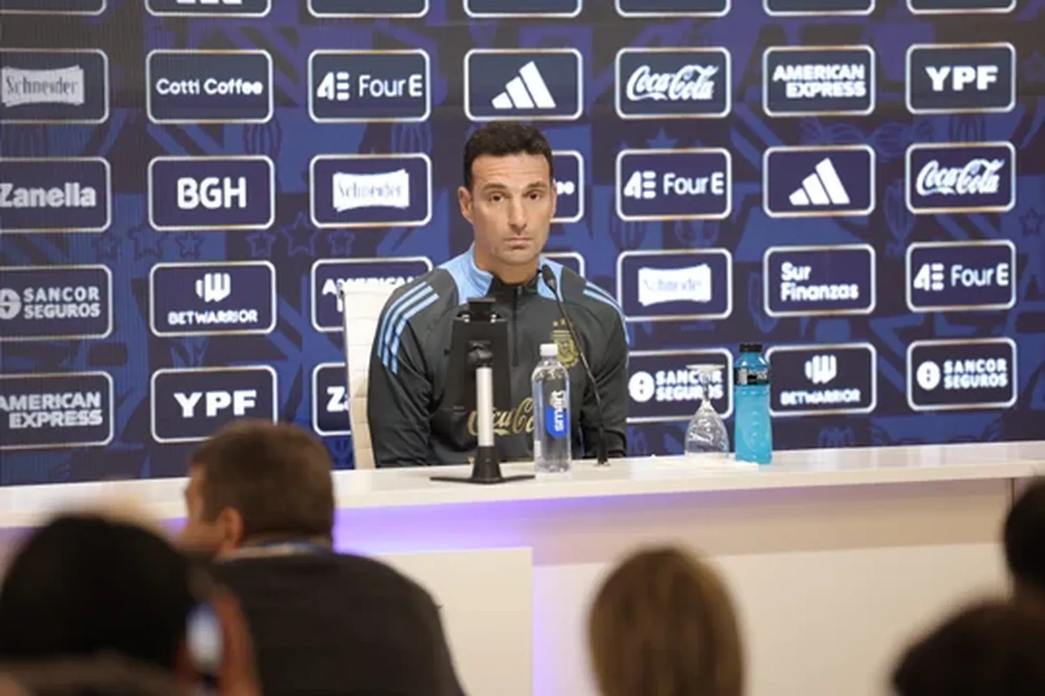 Scaloni lo confirmó: Messi será titular ante Colombia