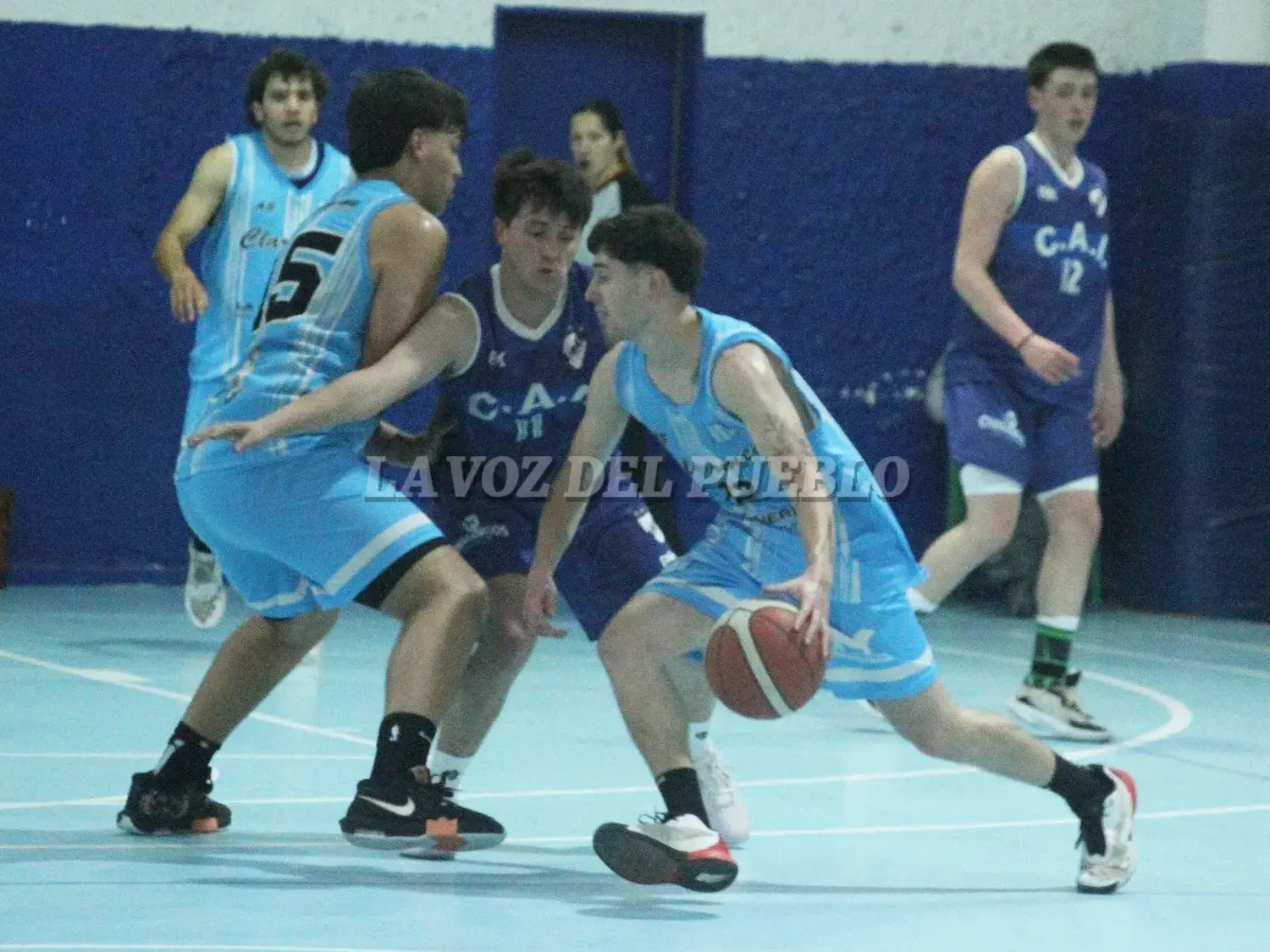 En cancha del Recreativo, Independiente obtuvo su primer triunfo