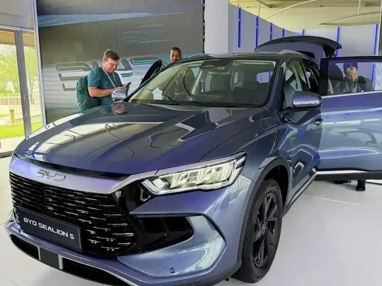 fábrica de autos - 2