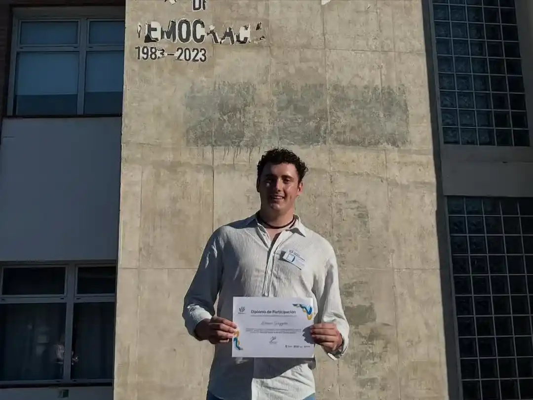 Con raíces en Gualeguay, un estudiante de la UNER representará a la Argentina en Suecia y busca apoyo para concretar el viaje