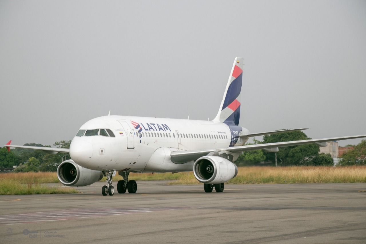 LATAM lanza a la venta sus vuelos entre Bogotá y Quito