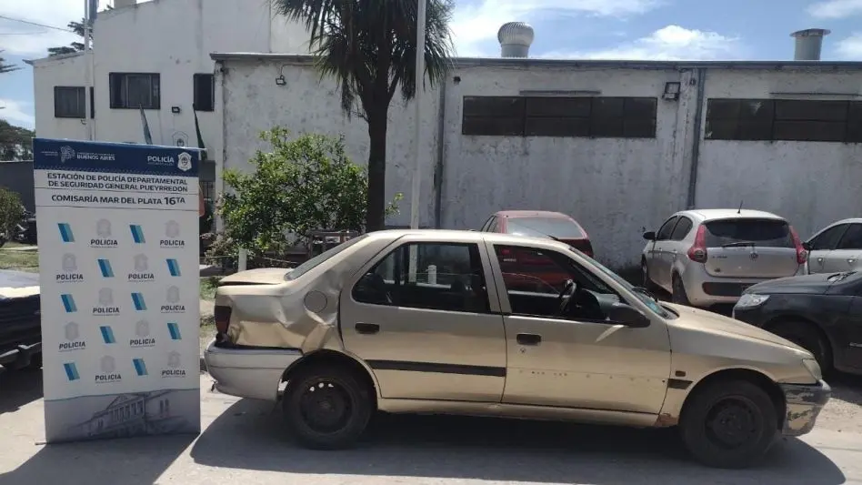 Secuestró a su ex, le robó el celular y la obligó a conducir por toda la ciudad