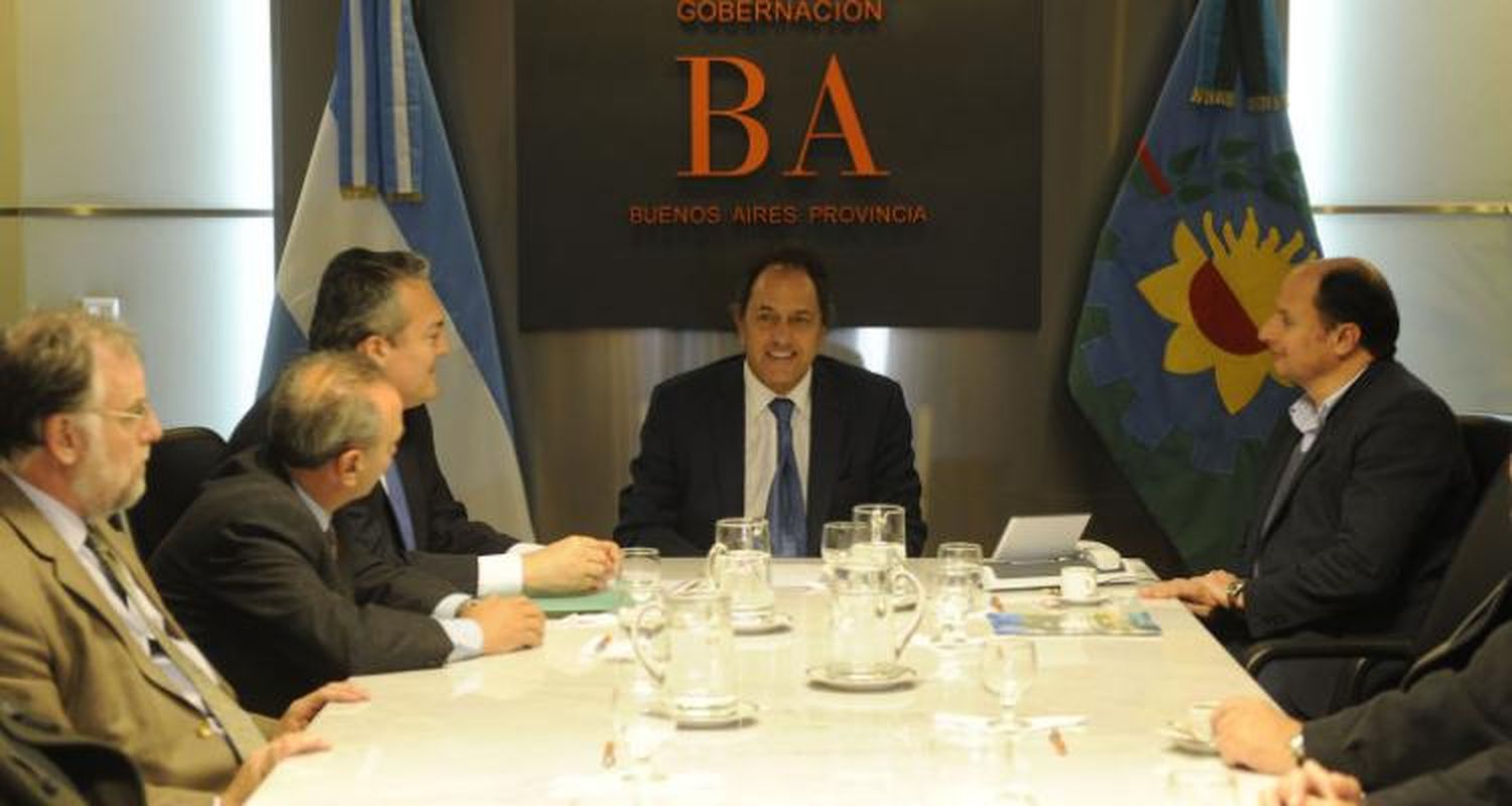 El Gobernador recorrerá el puerto local