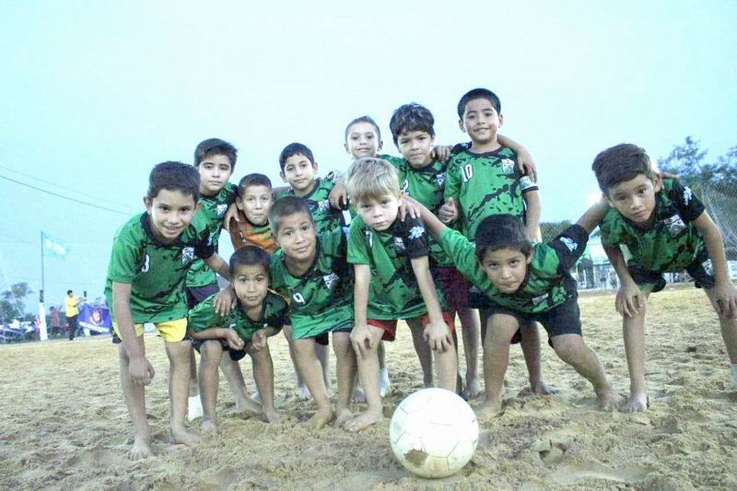 Hándbol, vóley, hockey y fútbol playa 
en los festejos por la Revolución de Mayo