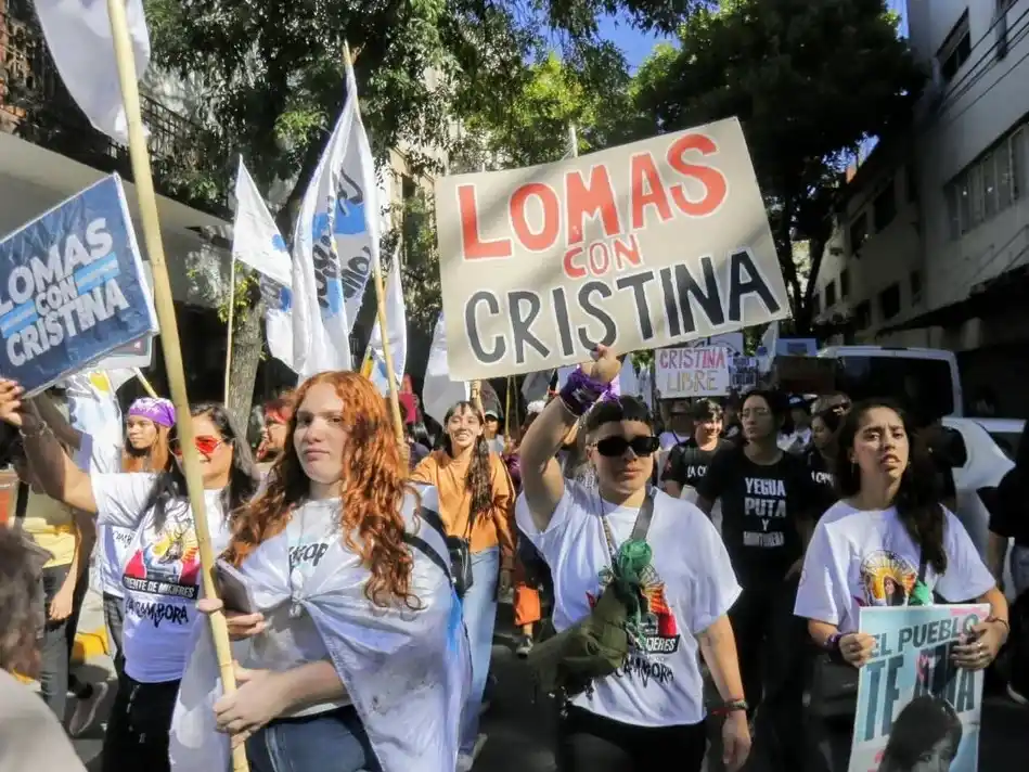Diversas organizaciones se manifestaron por el Día Internacional de la Mujer