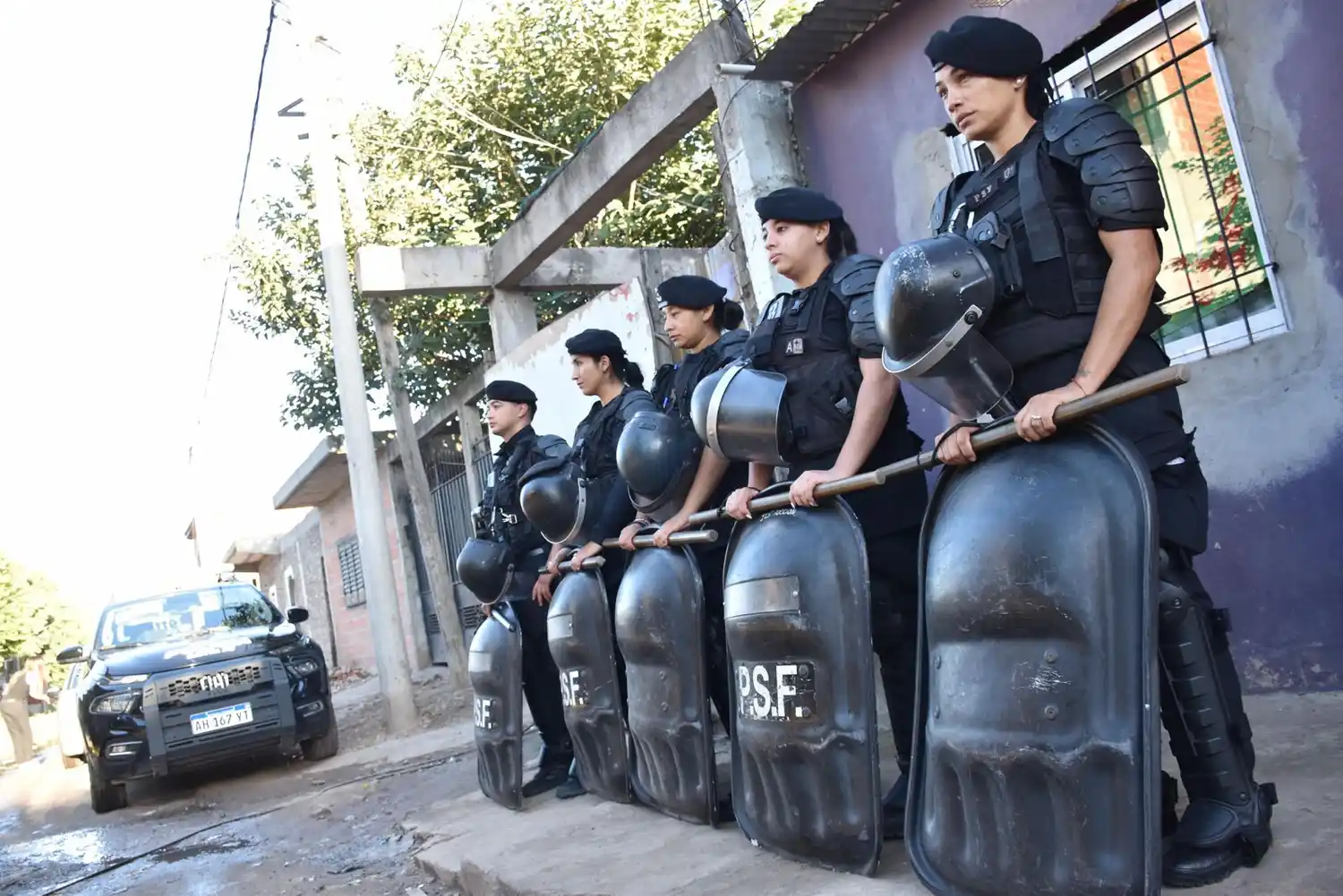 Derribaron dos construcciones en Rosario y ya son los 108 búnkeres de droga inactivados en la provincia por Ley de Microtráfico