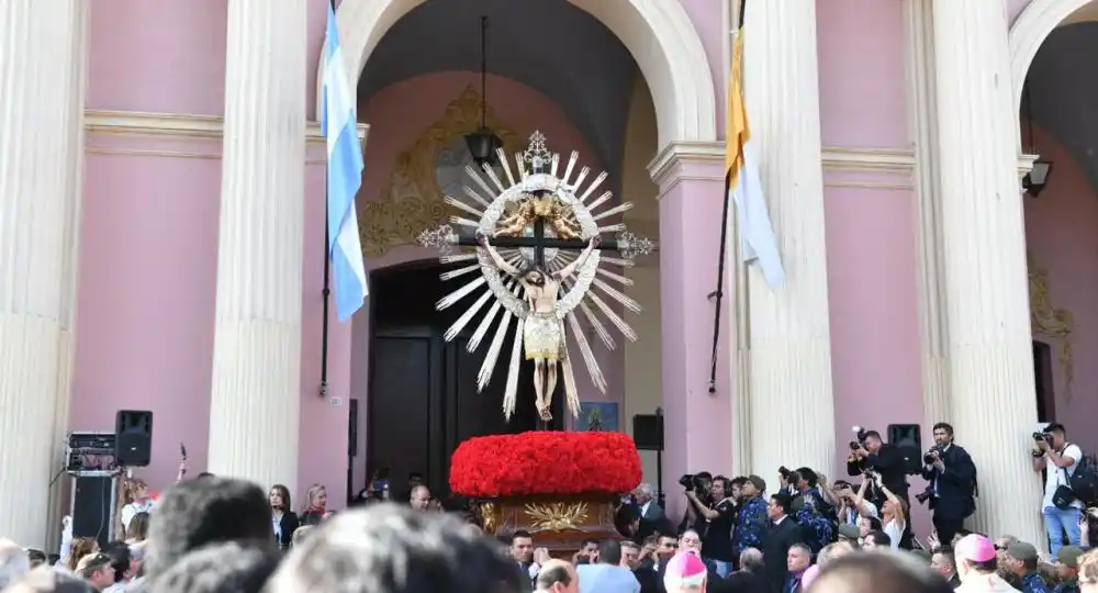 Salta: una multitud se congregó en la fiesta de la Virgen del Milagro