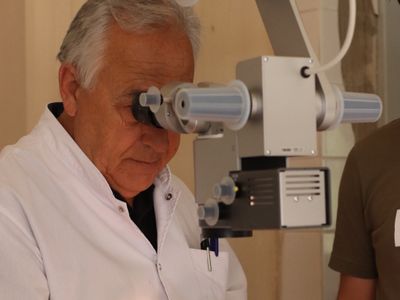 Por una donación del Juzgado Federal, el Hospital adquirió un microscopio quirúrgico para oftalmología