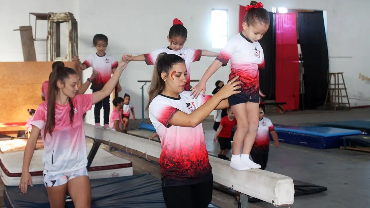 Estudiantes de la disciplina realizaron demostración de lo aprendido en clase.