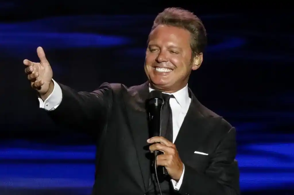 Luis Miguel fue operado de urgencia
