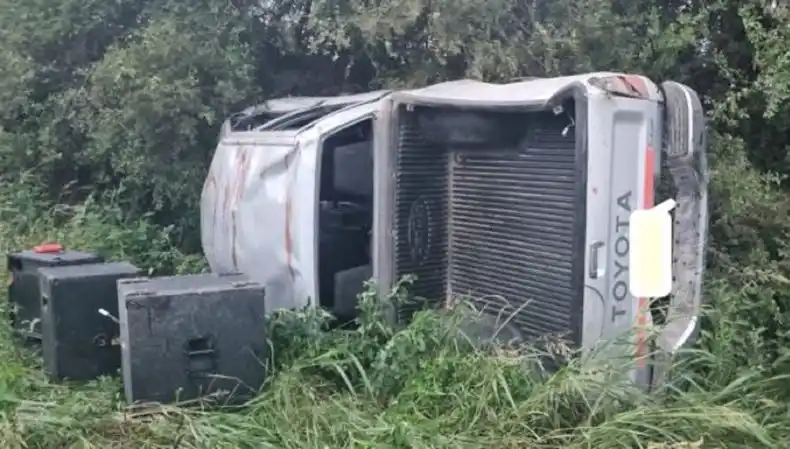 Un choque y vuelco en la Ruta 12 dejó lesionados