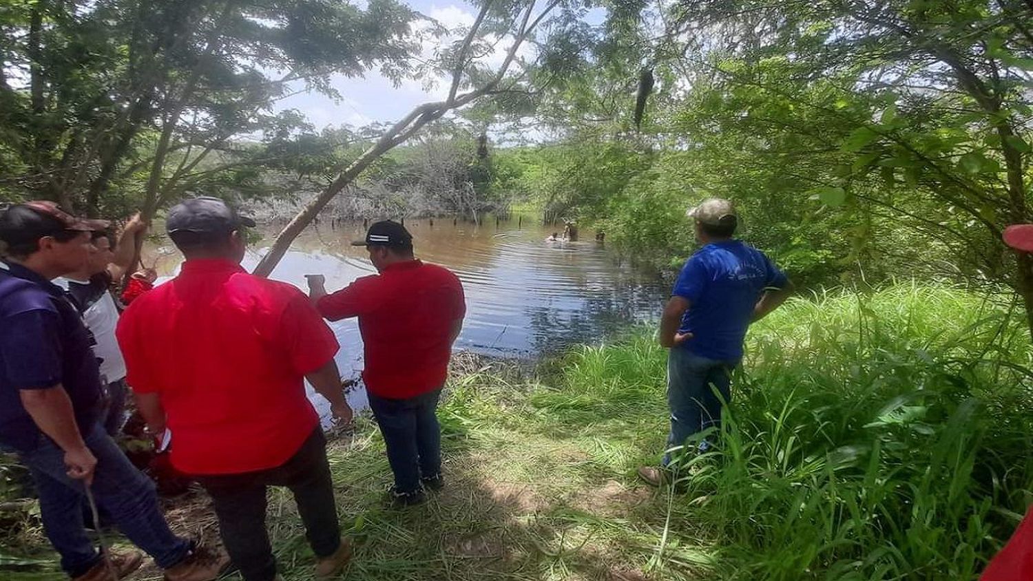 ¡LA DENUNCIA SURTE EFECTO! Atienden derrame petrolero en Anzoátegui