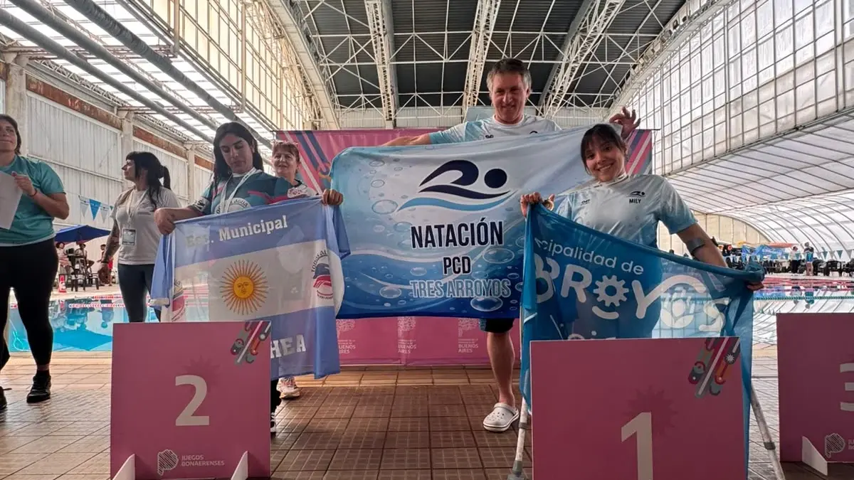 Milagros Llanos, logró la primer medalla de oro en natación