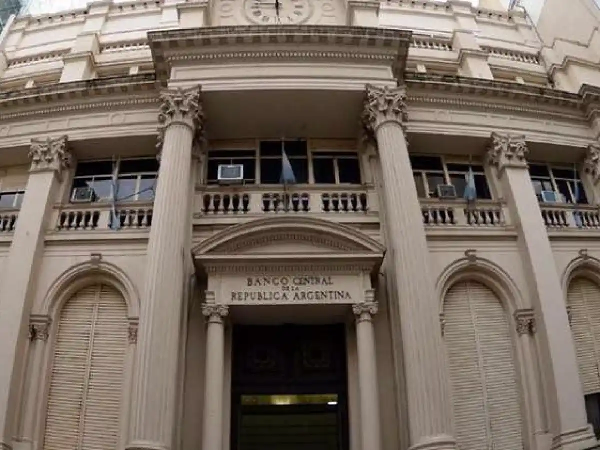 El Banco Central subió al 47% la tasa de interés de las Lebac