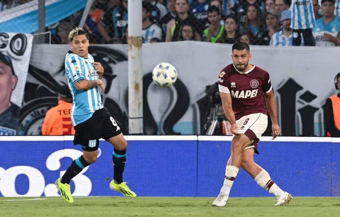 Racing venció a Lanús y se acercó a los cuatro primeros de su zona
