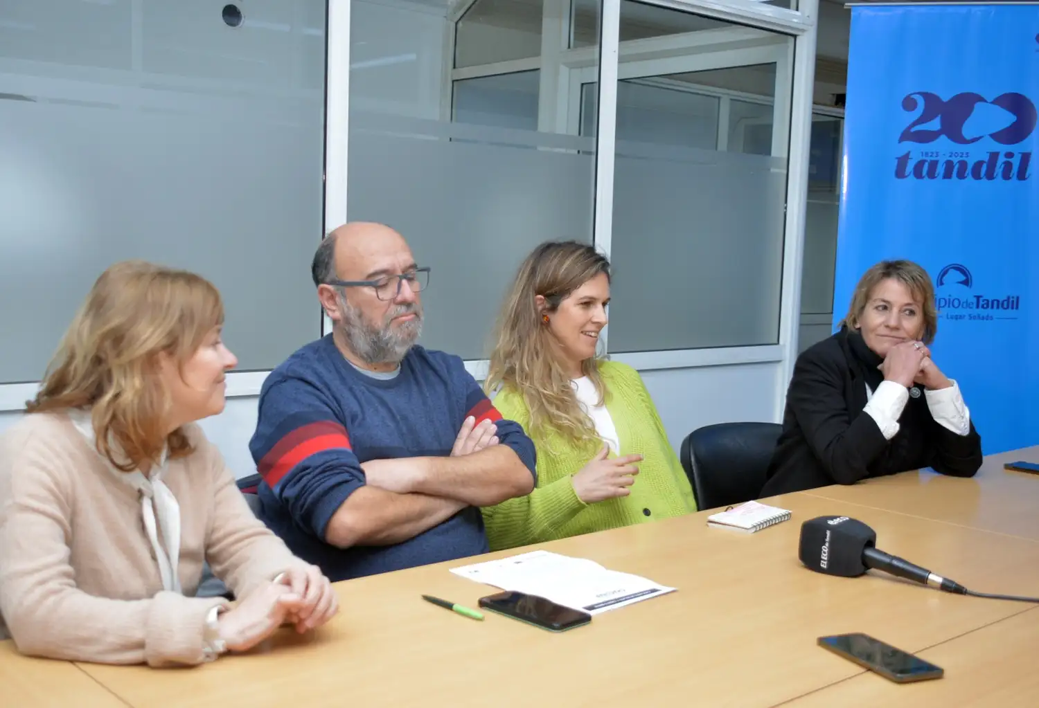 Se presentó el concurso de relato y cuento breve del Festival del Salame y el Cerdo de Tandil