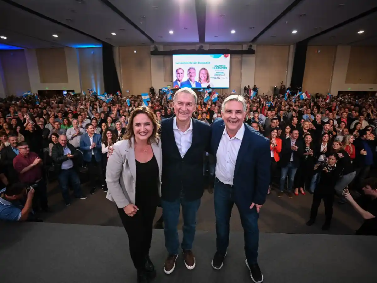 Martín Llaryora junto a Myrian Prunotto: “Todos saben que si nosotros gobernamos seguirá habiendo obras y progreso en cada pueblo y ciudad de la provincia”