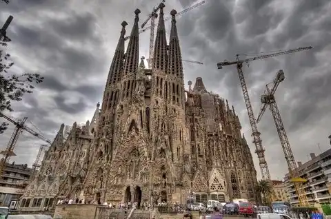 La voladura de la Sagrada Familia era el objetivo del ISIS