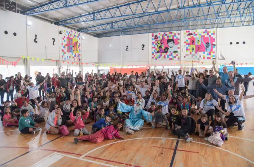 Montenegro inauguró la Colonia de Verano Municipal