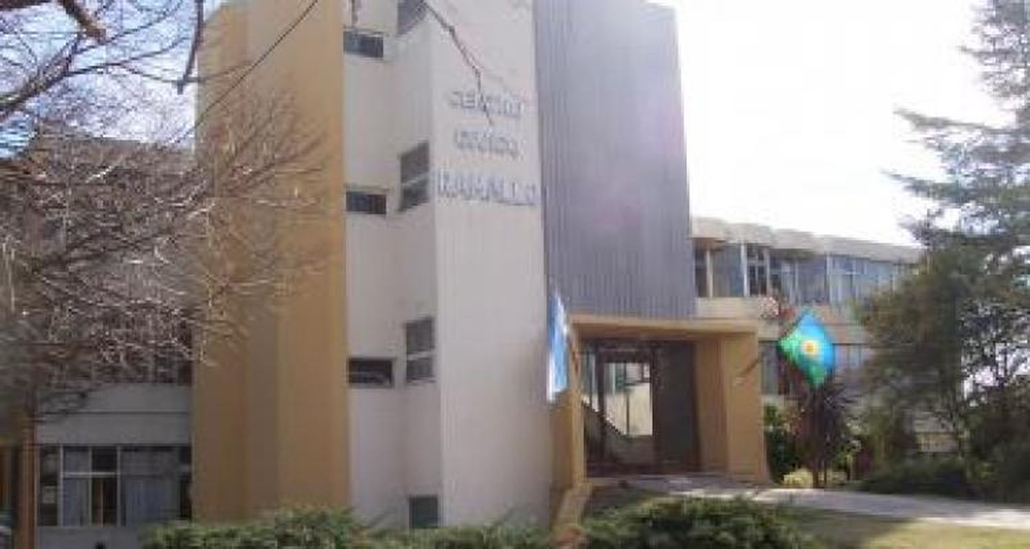 Ramallo: Funcionario balea a vecino en la Municipalidad