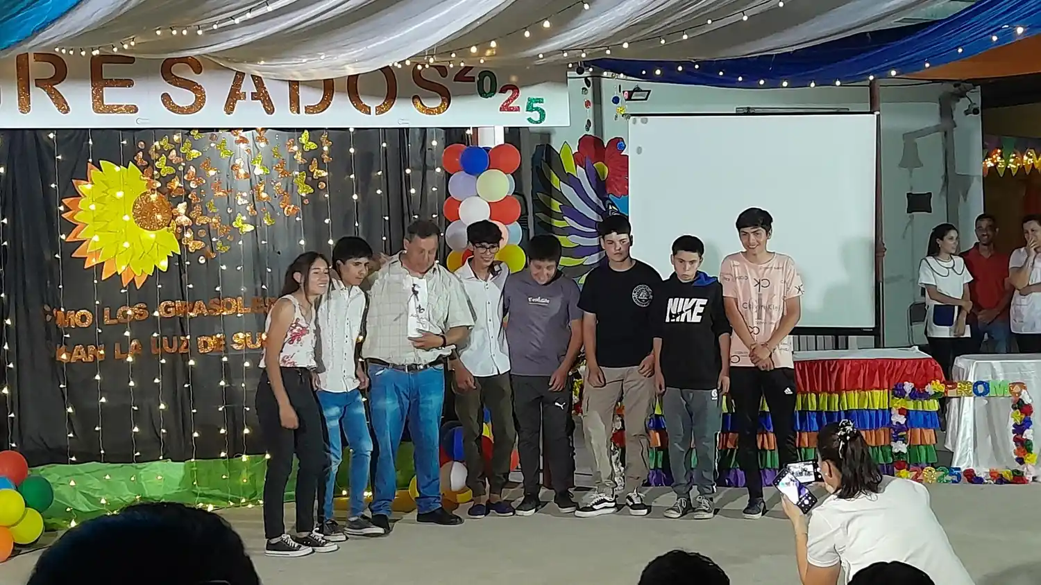 Emotivo acto de colación y homenaje en la Escuela Nº 39 Tomás Guido