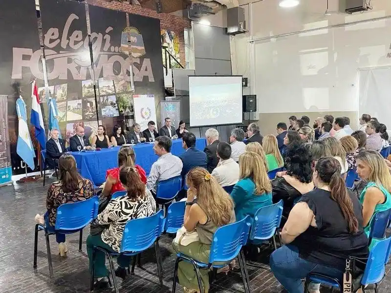 En busca de inversiones y negocios, se
presenta en Formosa la Expo Paraguay 2025